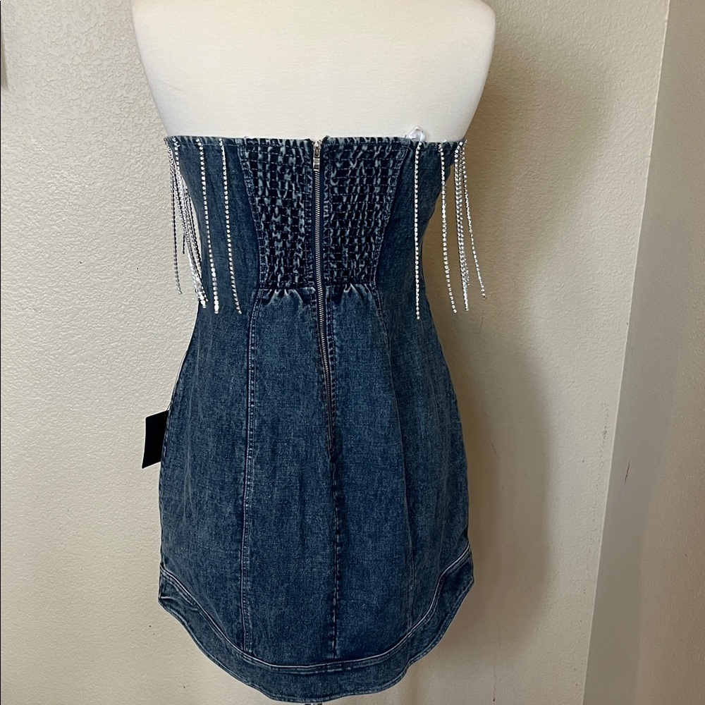 Lulus Strapless Denim Mini Dress Witn Rhinestone Fringe NWT SZ L - Picture 5 of 14